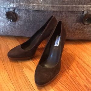Steve Madden Risqué Chocolate Pumps